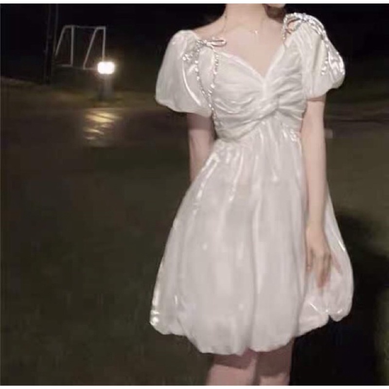 váy trắng tiểu thư