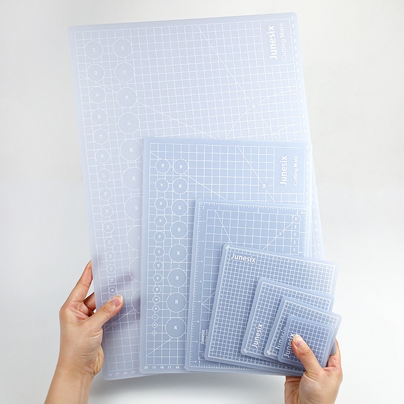 Thớt Cắt Bằng Nhựa PVC Mềm Trong Mờ Nhiều Kích Cỡ