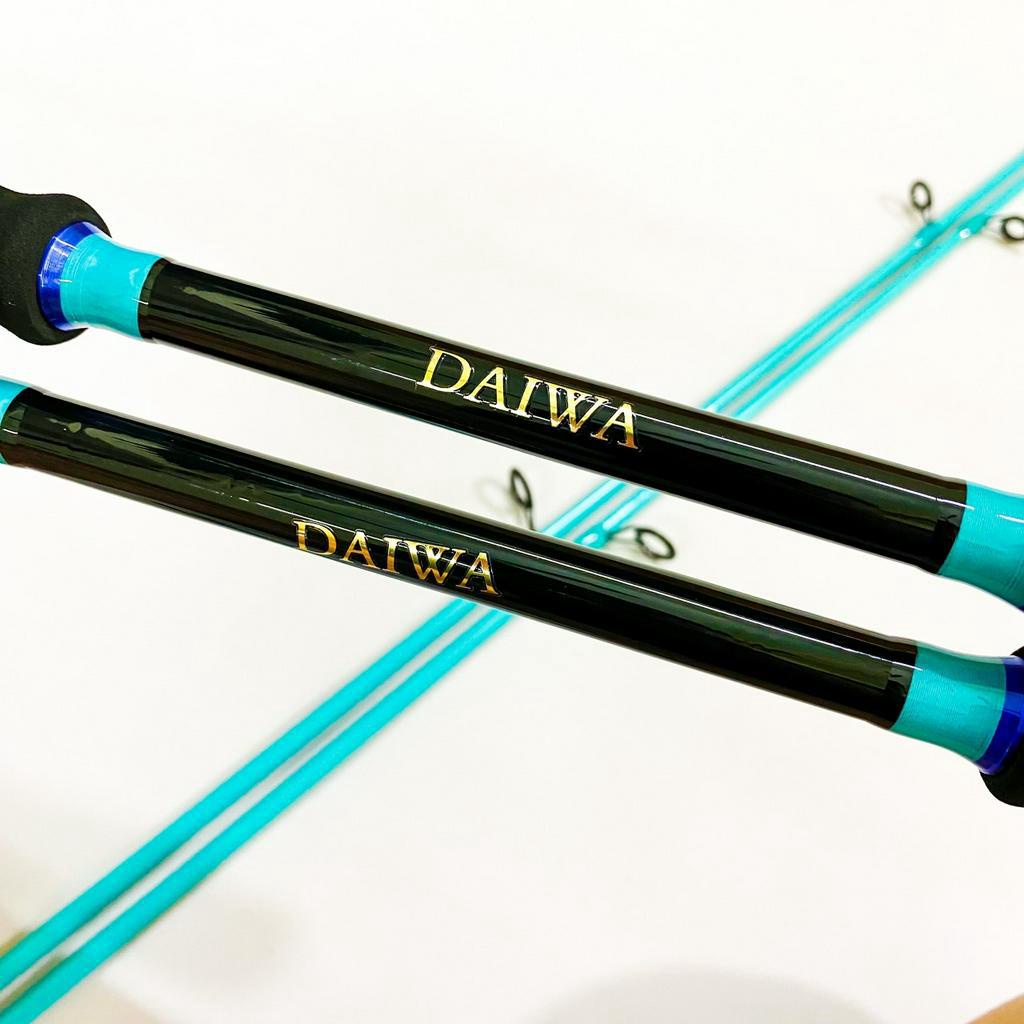 Bộ cần câu máy Lure Daiwa Xanh Ngọc + máy câu cá kim loại