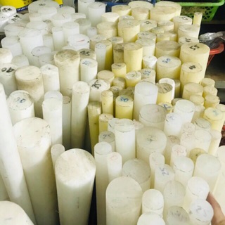 Nhựa pom phi 20 nặng 0,6kg