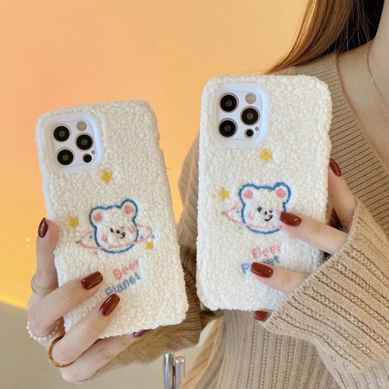 Ốp lông mềm hình bé gấu hành tinh cho IPhone