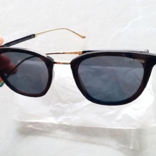 [Gia si][ TT] Kính mát thời trang unisex Tom Ford HN