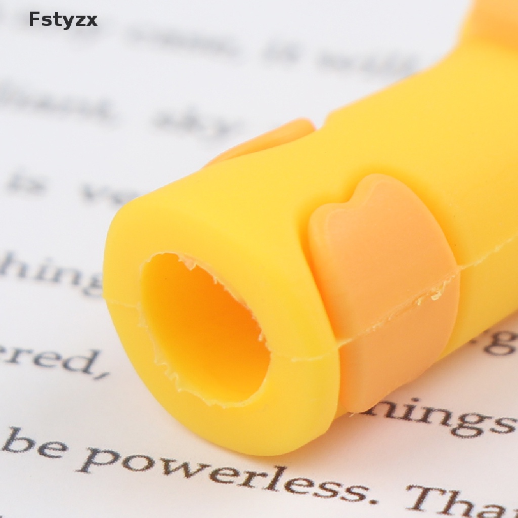 Nắp đậy đầu kềm cắt móng tay/kéo cắt da chết/nhíp bằng Silicon xinh xắn