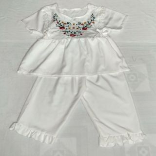 Đồ bộ lửng thêu hoa siêu xinh (có nơ thắt eo)