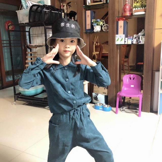 Bộ Nhung tăm lên form cực xinh cho bé gái