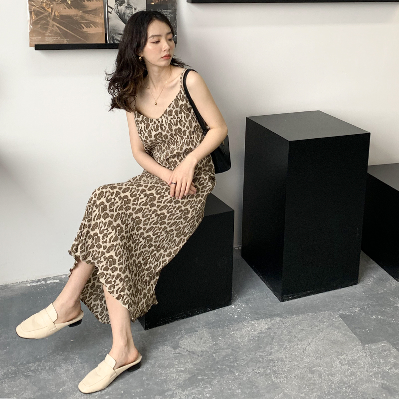 Đầm Hai Dây Họa Tiết Da Báo Gợi Cảm Cho Nữ | BigBuy360 - bigbuy360.vn