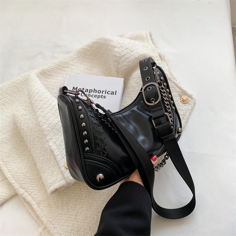 Túi Đeo Vai Đính Đinh Tán Phong Cách retro Dành Cho Nữ