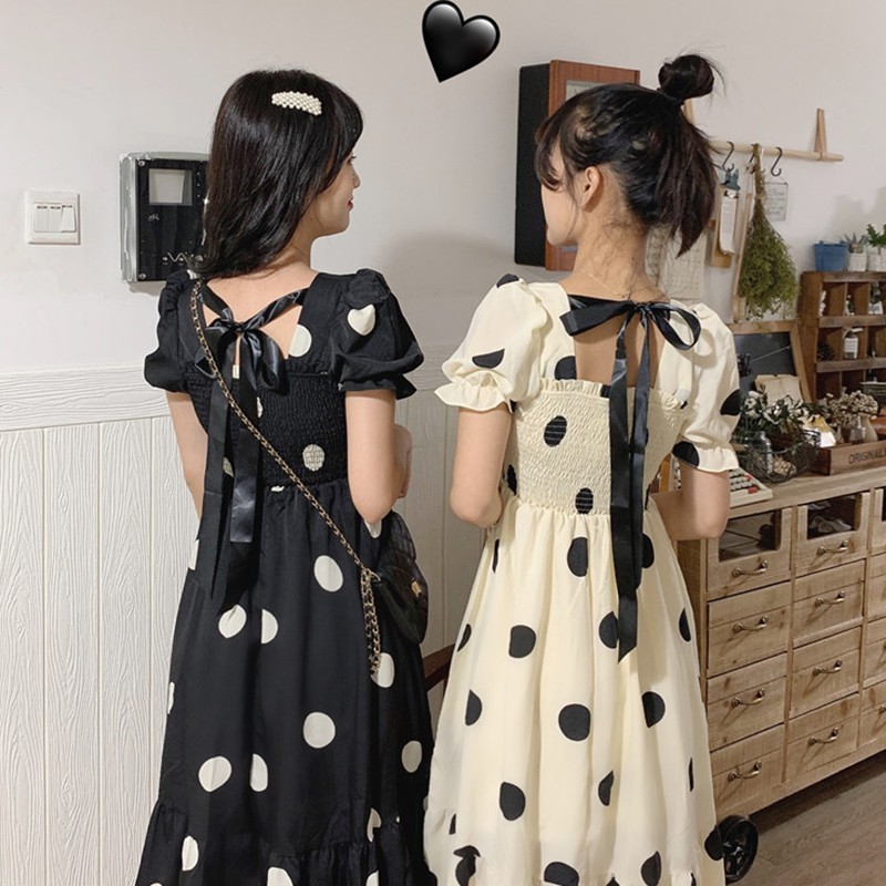 Đầm Tay Ngắn Phối Nơ Sau Lưng Hoạ Tiết Chấm Bi Phong Cách Bohomian