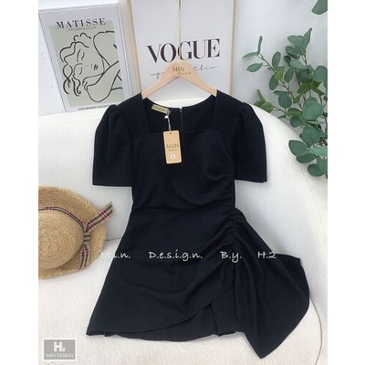 Váy đầm tuyết mưa cổ vuông tay bồng xinh