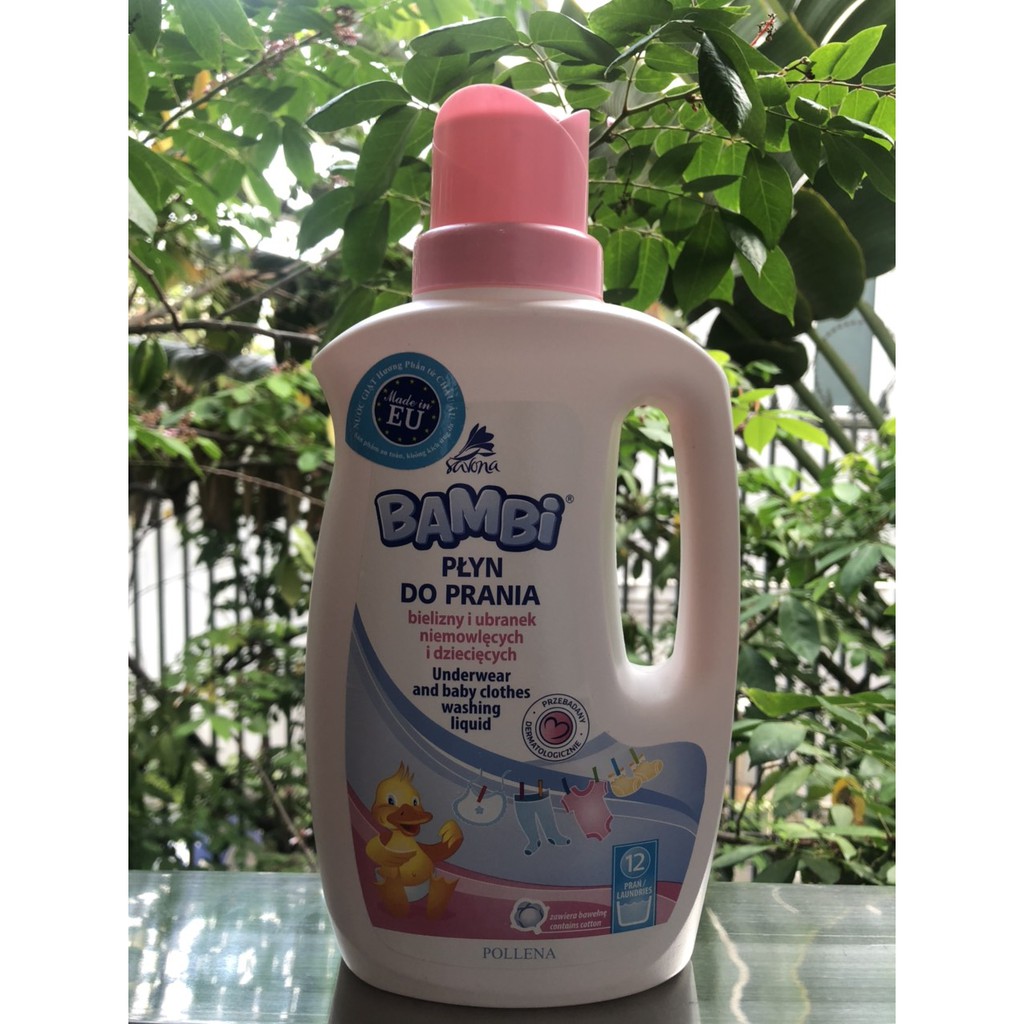 Nước Giặt Quần Áo Trẻ Sơ Sinh Và Trẻ Nhỏ Bambi Baby 1L