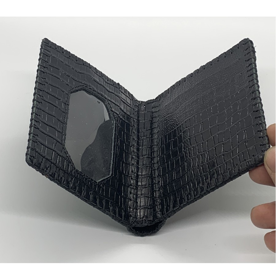 Ví Nam Đứng Da Bò Dập Vân Cá Sấu May Viền Tiến Công Màu Đen - TCN1043