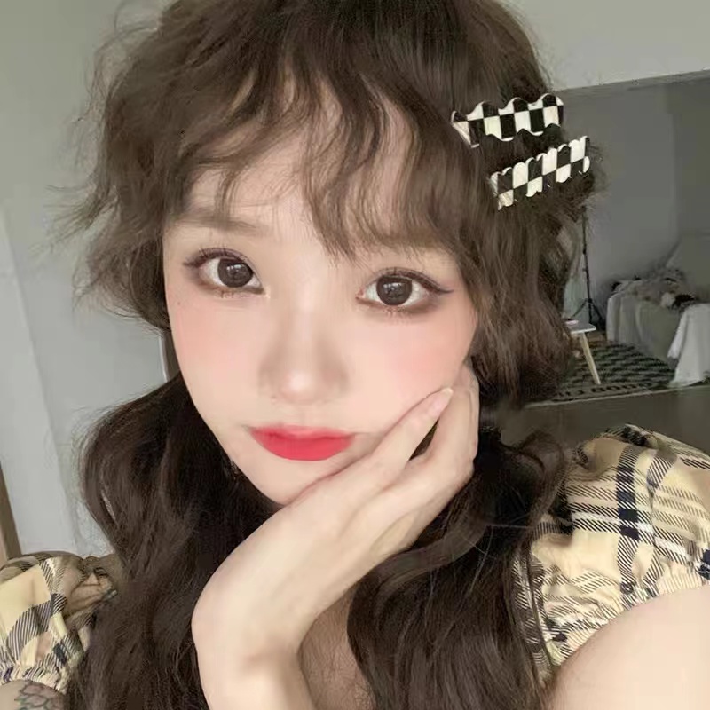 1 Kẹp Tóc Họa Tiết Hình Học Màu Trắng Đen Thời Trang Cho Nữ