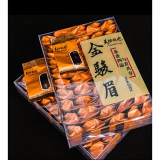Hồng Trà Kim Tuấn Mi Hộp Kiếng 250g