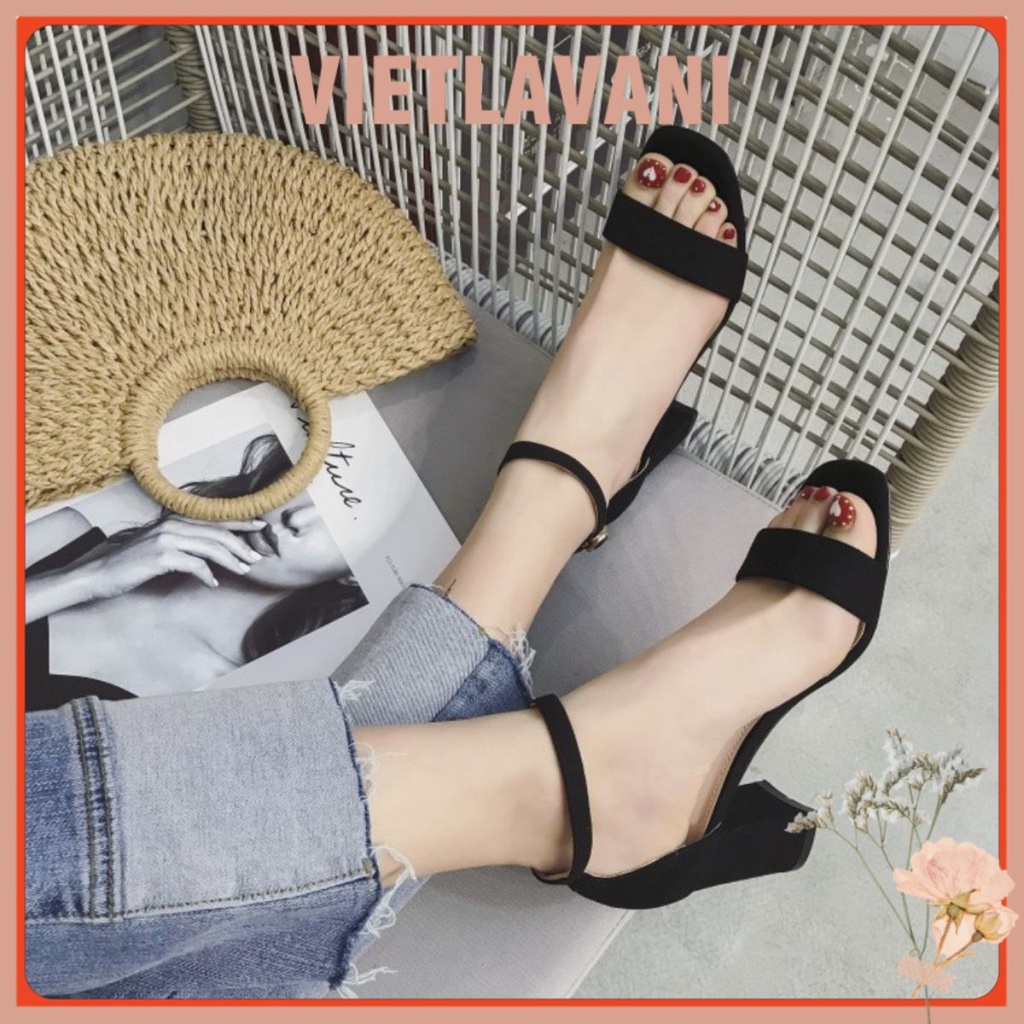 Giày sandal mã HGS1 gót 7 phân đế vuông màu đen phong cách vintage