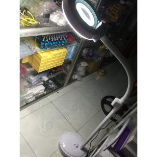 Đèn Led Lúp Soi Da