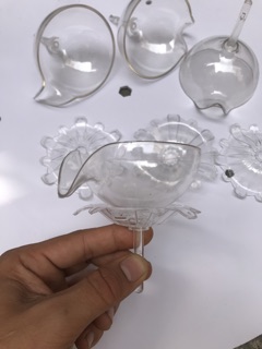 Ly Một Miệng Tháp Ly