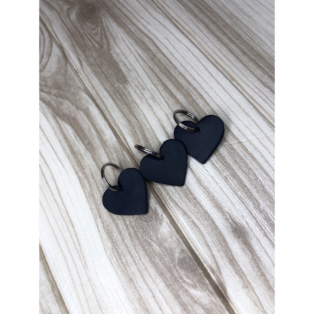 MÓC CHÌA KHÓA HÌNH TRÁI TIM BẰNG DA CAO CẤP