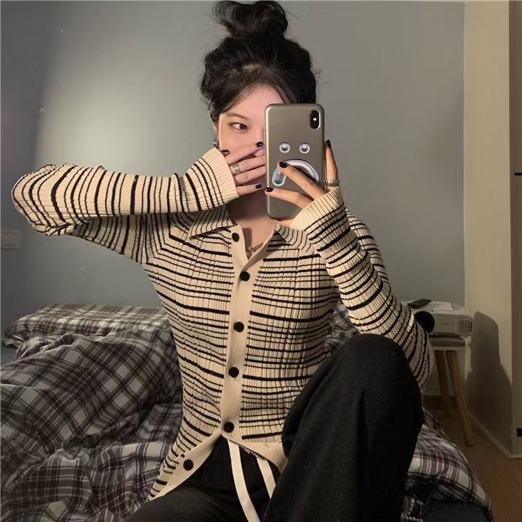 Áo kiểu SUXI dệt kim cổ polo dáng ôm màu tương phản phong cách cổ điển thời trang