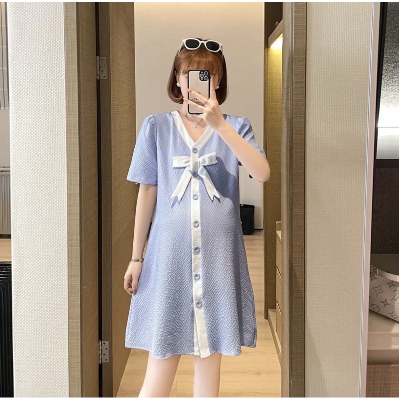 Đầm bầu nơ cổ tim phối nơ trẻ trung