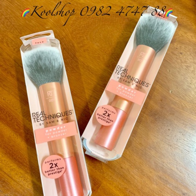 MẪU MỚI🦋 CỌ REAL Techniques Powder Brush