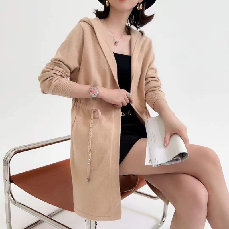 Áo khoác len cardigan nữ dáng dài có nón cột dây eo.