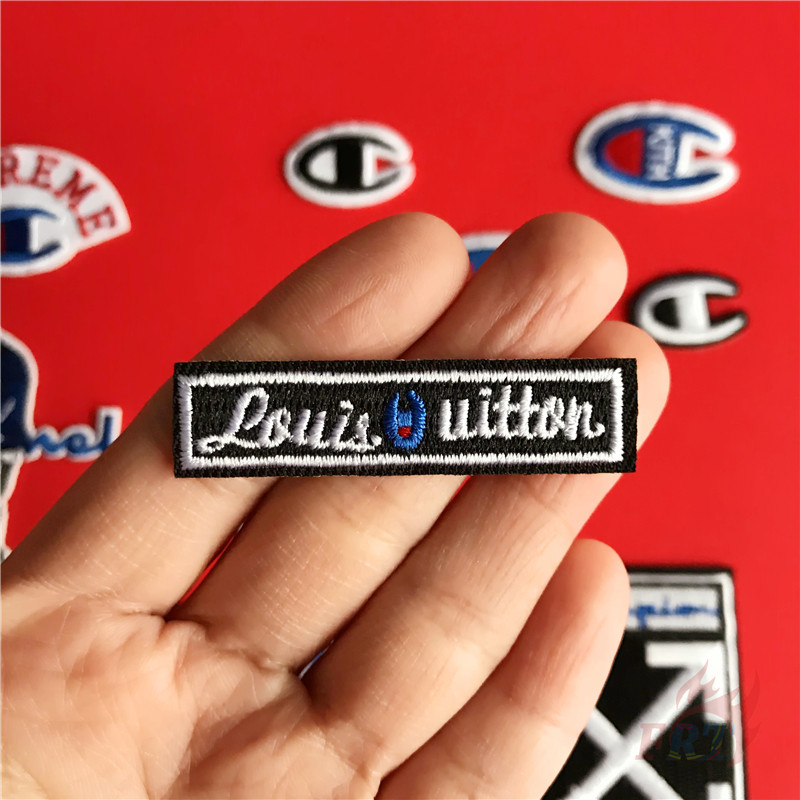 1 Sticker Ủi Thêu Hình Logo Champion Series 02