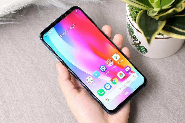Điện thoại Vsmart Live 4gb/64gb hàng chính hãng mới 100% | BigBuy360 - bigbuy360.vn