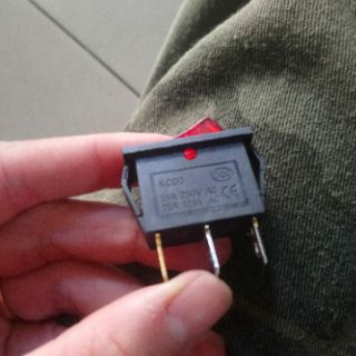 Công tắc bập bênh 16A - 250V