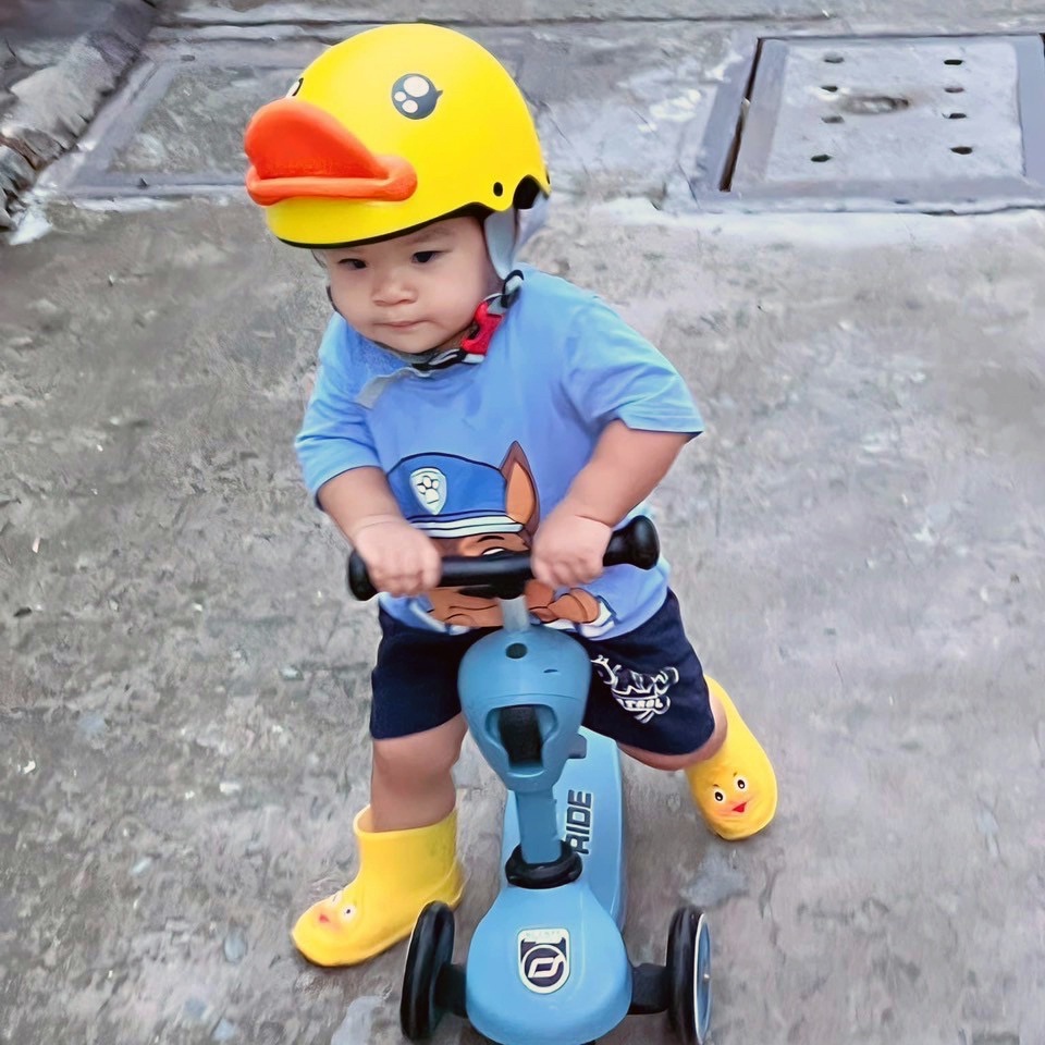 Mũ bảo hiểm cho bé hình con vịt đáng yêu, Nón bảo hiểm trẻ em chính hảng cao cấp. Dành Cho Bé Từ 2 tuổi Trở Lên