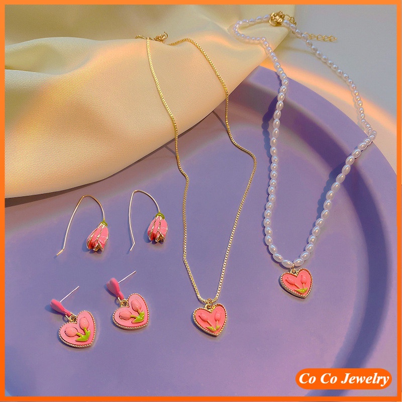 Vòng cổ Mặt Hình Trái Tim Và Hoa Đính Ngọc Trai Thời Trang Hàn Quốc Cho Nữ