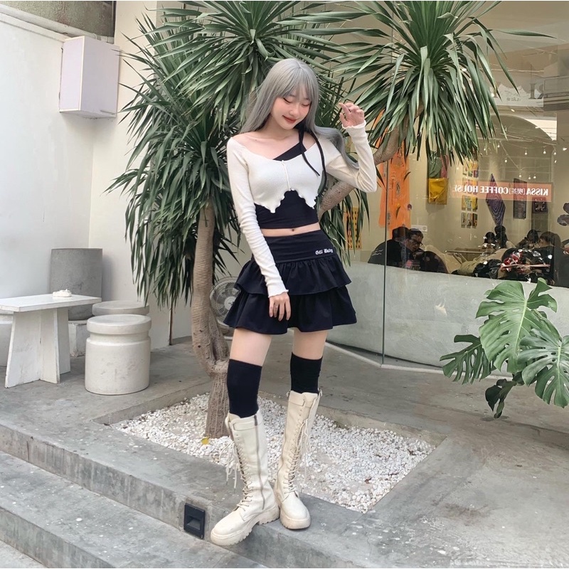 GILL BABY | Áo croptop trễ vai tay dài màu trắng cuốn biên đi chơi hẹn hò đi biển (GIRL CRUSH TOP) | BigBuy360 - bigbuy360.vn