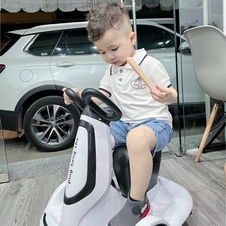Bộ cổ bẻ viền đen bé trai