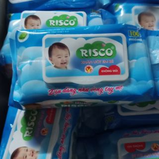 Khăn ướt risco không mùi