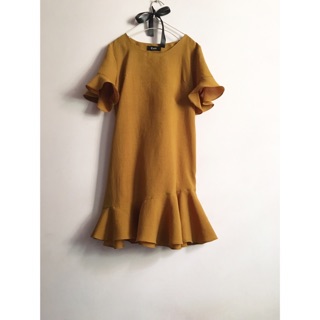 Đầm linen suông tay loe đuôi cá