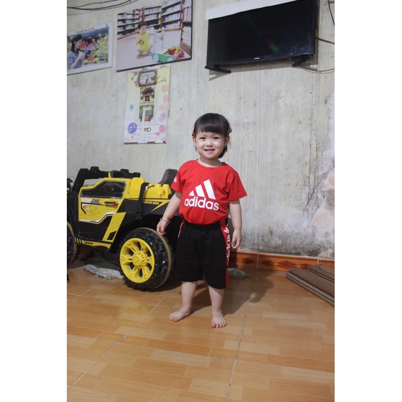 Tặng Bộ Thể Thao Adi.das Cho Bé 10-12kg 89k Màu Đỏ Cổ Tròn Cotton Việt Nam 100%