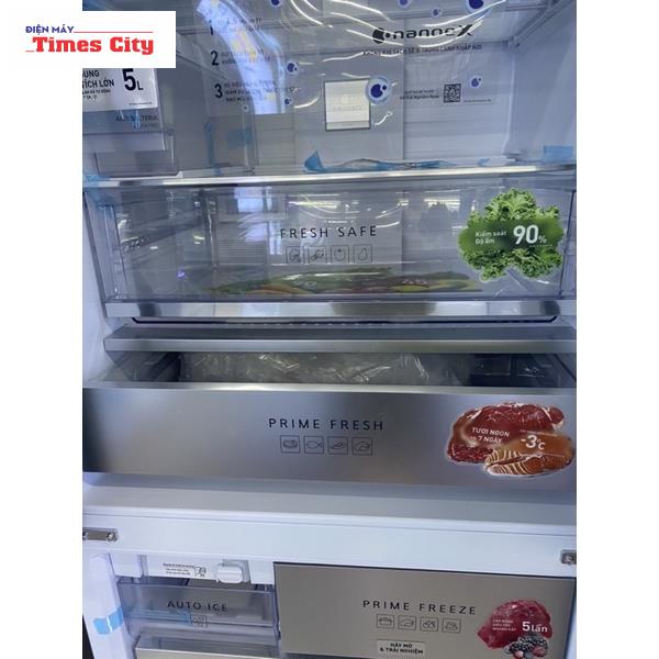 Tủ lạnh Panasonic Inverter 495 lít NR-CW530XMMV mặt gương sang trọng