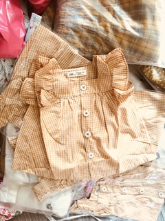 Áo kẻ zara