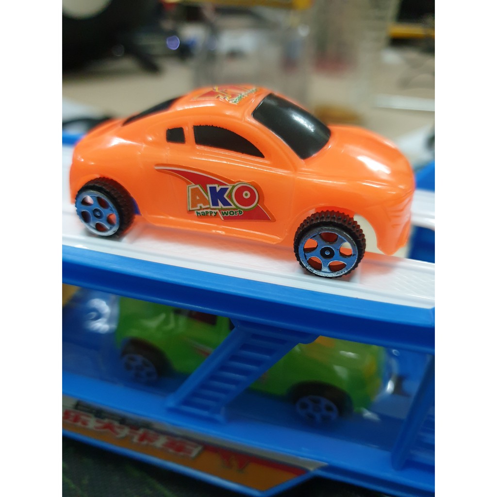 Bộ xe tải chở ô tô con ngộ nghĩnh