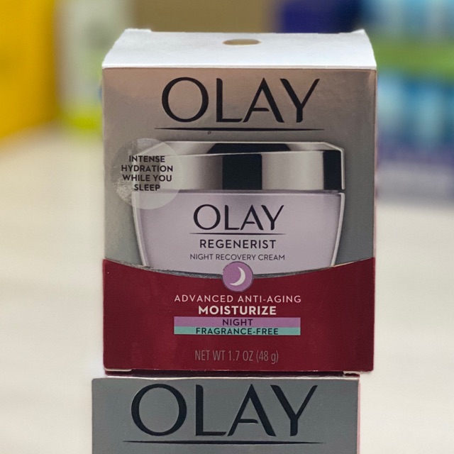 Olay Regenerist Night Recovery Cream là kem dưỡng ẩm da mặt ban đêm
