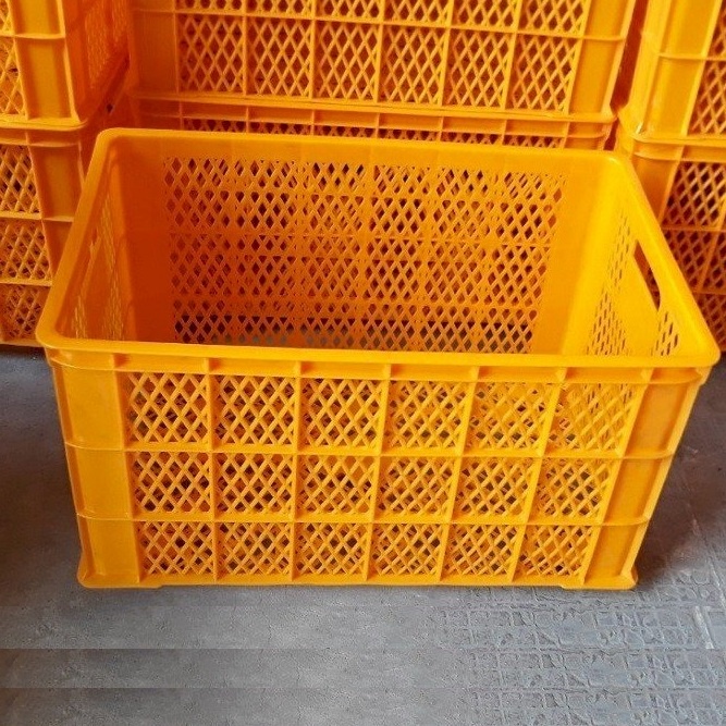 Sóng nhựa 5 bánh xe giao hàng xe máy kt 78 x 50 x 43 cm