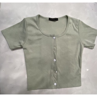 Áo Croptop Cúc Thật