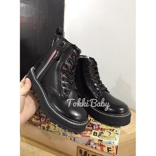 Boot đen lót lông dư xịn cho bé