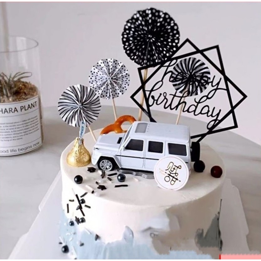 Que cắm bánh kem  Chong  chóng