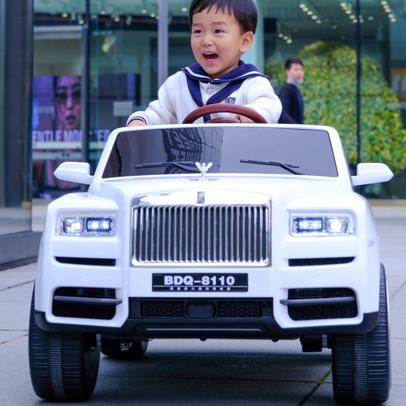 Xe ô tô điện trẻ em 2 chỗ ngồi hiệu Rolls Royce