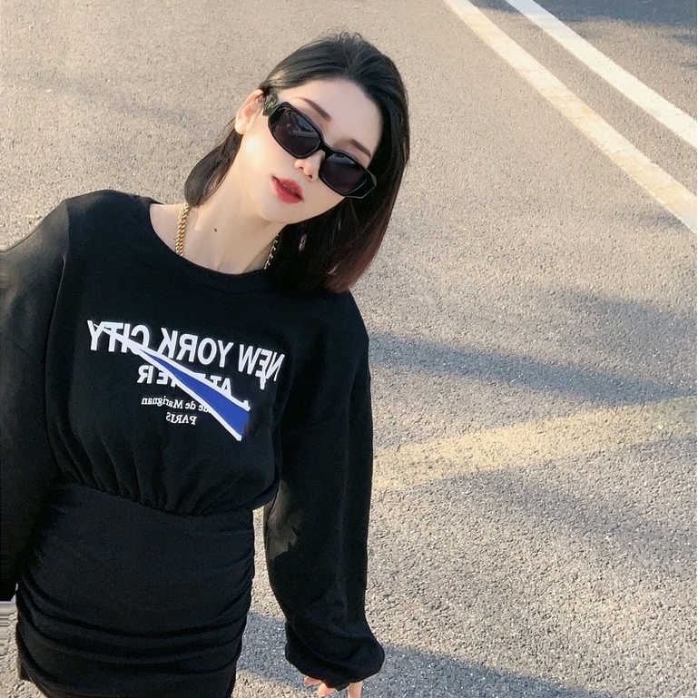 Váy Sweater Thể Thao Chữ Logo LSEOUL V1297 Chất Dày Dặn Trẻ Trung Năng Động