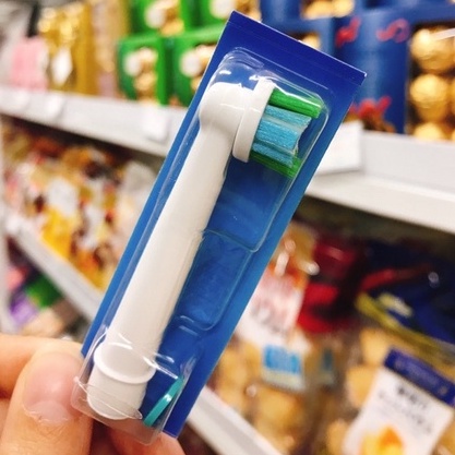 1 đầu bàn chải máy Oral-B cho người lớn