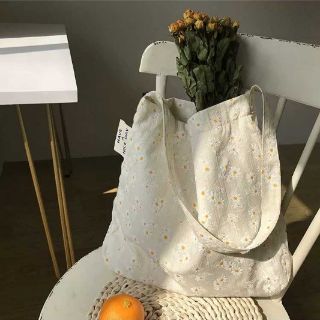 Túi tote hoa cúc dày dặn