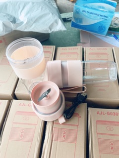Máy xay sinh tố mini 1 cốc sẵn