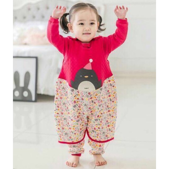 Body ngủ Hàn Quốc giữ ấm cho bé - loại thò chân