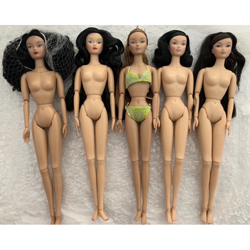 Búp bê Barbie R&D